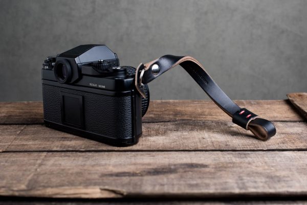 oxford-black-riveted - Hawkesmill-Oxford-Black-Leather-Camera-Strap-Nikon-F3-5